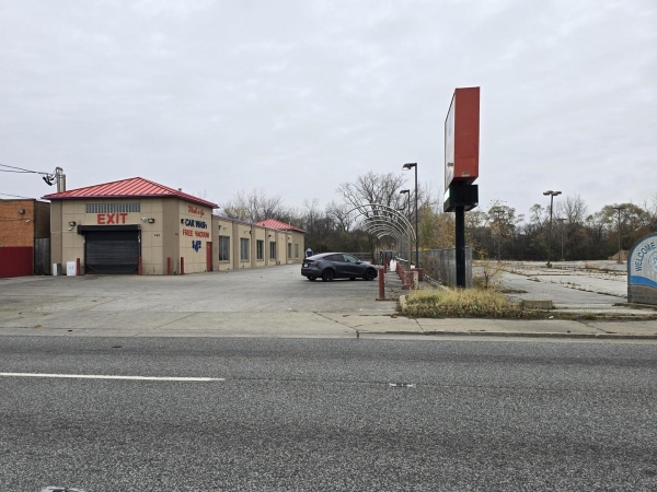 Listing Image #1 - Others for sale at 340 W Sibley Boulevard, Dolton IL 60419