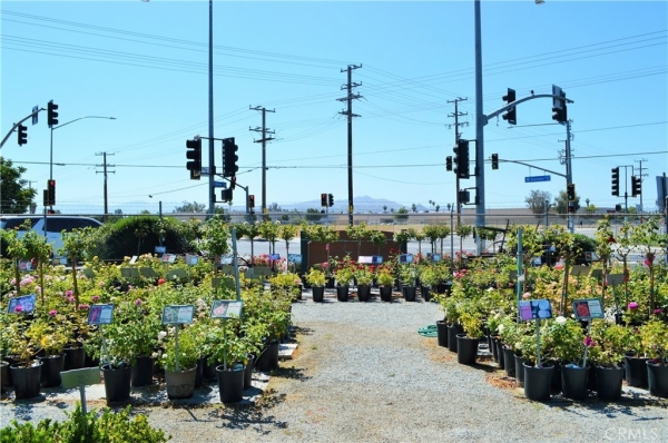 Listing Image #2 - Others for sale at 2750 W Devonshire Avenue, Hemet CA 92545