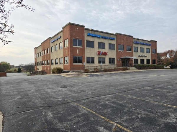 Listing Image #3 - Office for sale at 2272 95th Street , 310, Naperville IL 60564