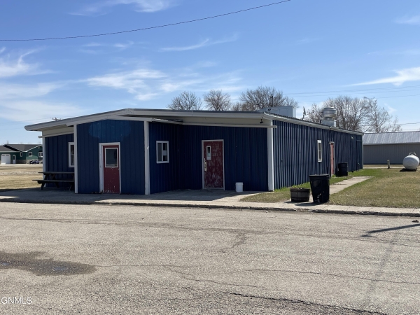 Listing Image #2 - Others for sale at 152 Glenfield Street, Glenfield ND 58443