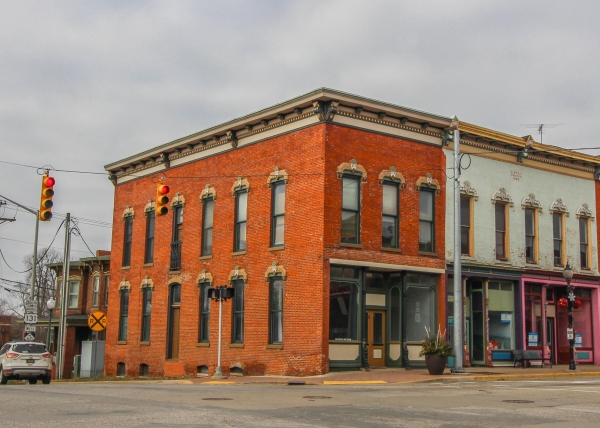 Listing Image #1 - Retail for sale at 2 N Main Street, Three Rivers MI 49093