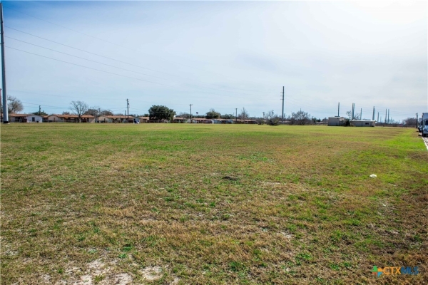 Listing Image #2 - Industrial for sale at 2403 Industrial Boulevard, Beeville TX 78102