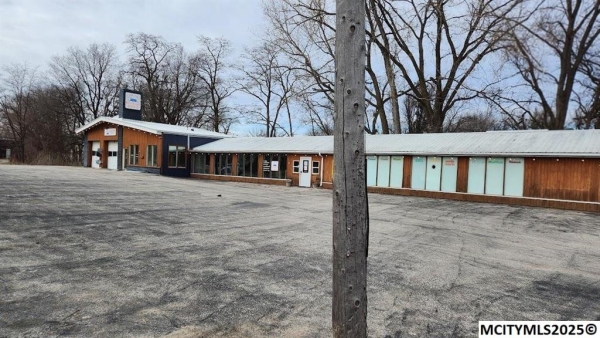 Listing Image #2 - Industrial for sale at 712 Hwy 18 E, Clear Lake IA 50428