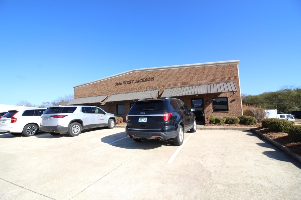 Listing Image #2 - Others for sale at 3166 West Jackson St., Tupelo MS 38804