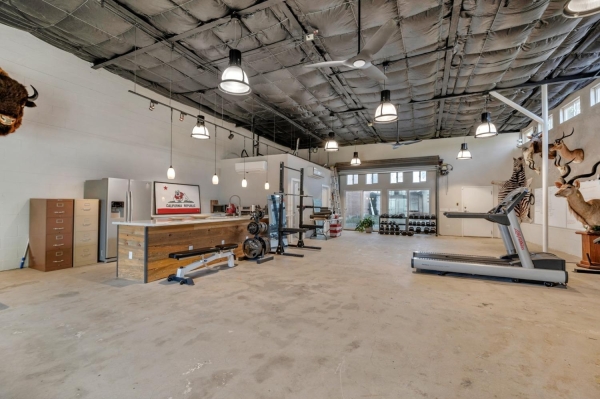 Listing Image #1 - Others for sale at 2428 San Benito Street, Fresno CA 93721