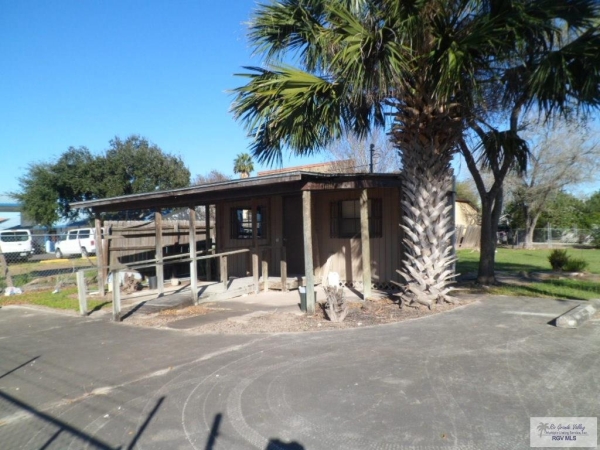 Listing Image #3 - Others for sale at 1101 S F St, Harlingen TX 78550