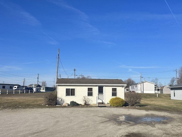 Listing Image #2 - Retail for sale at 914 S Detroit Street, Lagrange IN 46761
