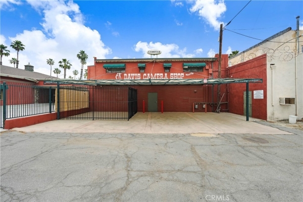 Listing Image #3 - Retail for sale at 376 N D Street, San Bernardino CA 92401