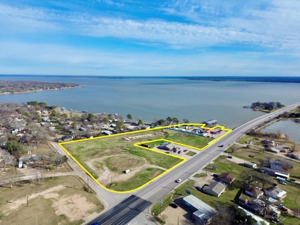 Listing Image #1 - Retail for sale at 1106 E Cedar Creek Pkwy, Seven Points TX 75143