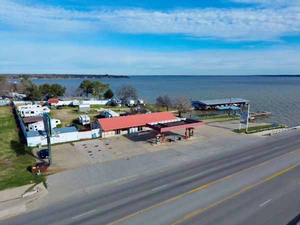 Listing Image #3 - Retail for sale at 1106 E Cedar Creek Pkwy, Seven Points TX 75143