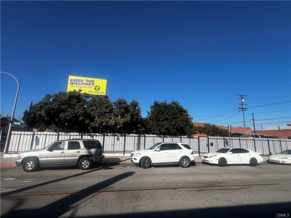 Listing Image #2 - Others for sale at 5324 PACIFIC BLVD, HUNTINHTON PARK CA 90255