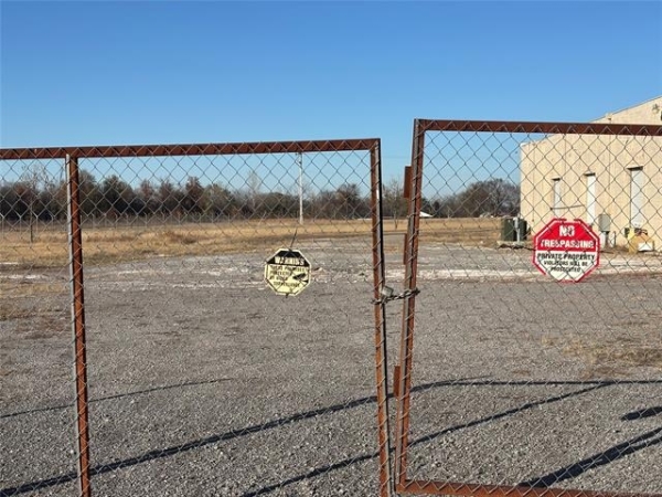 Listing Image #2 - Industrial for sale at 1401 Beacon Street, Muskogee OK 74403