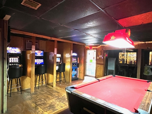 Listing Image #3 - Retail for sale at 23457 Highway 174 Old Town Package Liquor, Pelican LA 71063
