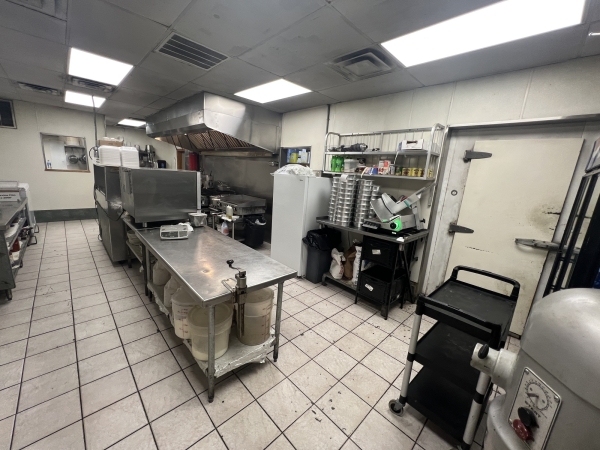 Listing Image #3 - Retail for sale at 2520 George Washington Memorial Highway, Hayes VA 23072