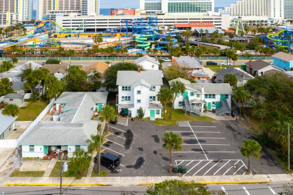 Listing Image #1 - Multi-family for sale at 218-222 N Oleander Avenue, Daytona Beach FL 32118