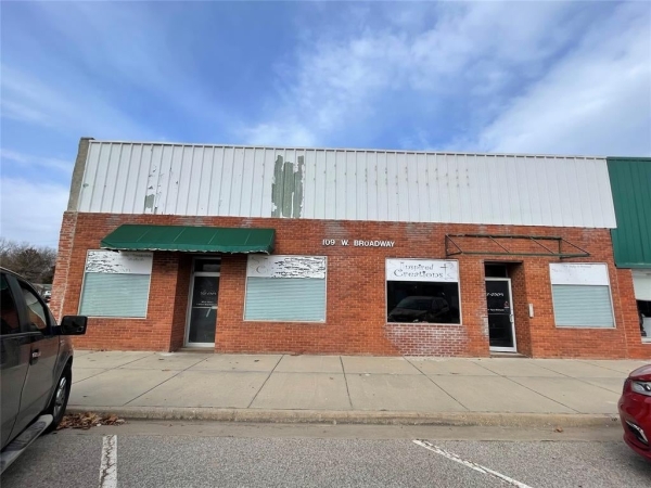 Listing Image #1 - Retail for sale at 109 W Broadway, Lexington OK 73051