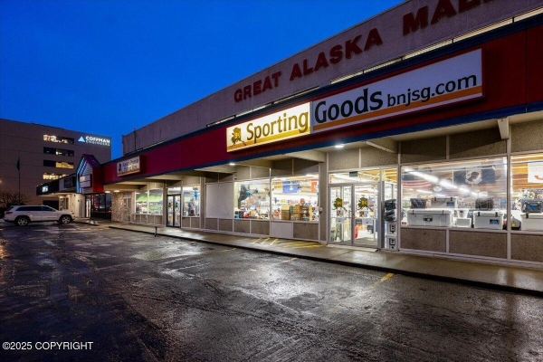Listing Image #2 - Others for sale at 113 W Northern Lights Boulevard, Anchorage AK 99503