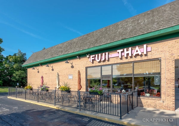 Listing Image #3 - Others for sale at 1000 Weiland Road, Buffalo Grove IL 60089