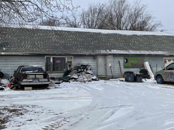 Listing Image #3 - Retail for sale at 301 N Line Street, South Whitley IN 46787