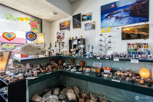 Listing Image #3 - Others for sale at 215 E Woodin Avenue, Chelan WA 98816