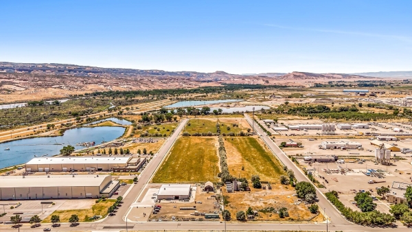 Listing Image #2 - Land for sale at 1582 Cipolla Road, Fruita CO 81521