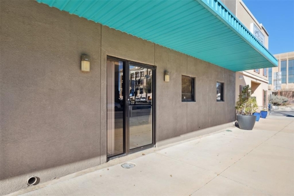 Listing Image #2 - Industrial for sale at 102 104 S Main Street, Cleburne TX 76033