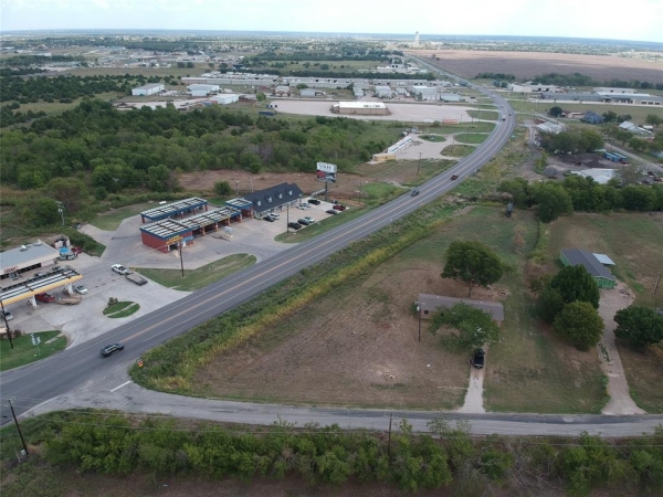 Listing Image #2 - Industrial for sale at 161 Green Circle, Rockwall TX 75189