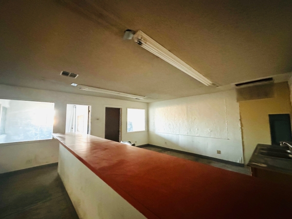 Listing Image #3 - Industrial for sale at 331E Walnut Ave, Enid OK 73701