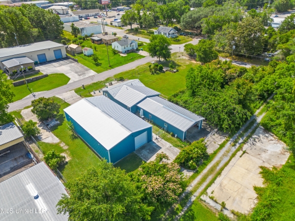 Listing Image #1 - Office for sale at 2713 15th Avenue, Gulfport MS 39501