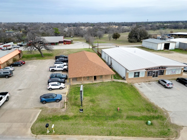 Listing Image #2 - Office for sale at 311 E Highway 199, Apple Springs TX 76082