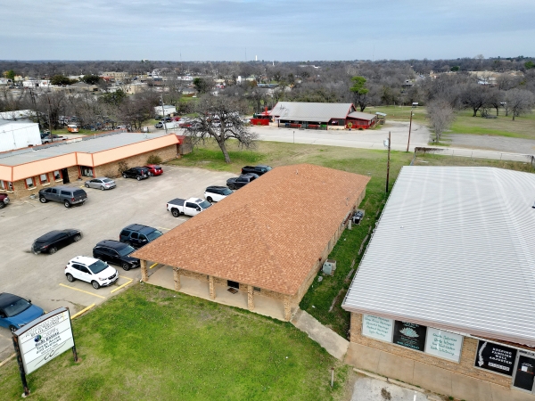 Listing Image #3 - Office for sale at 311 E Highway 199, Apple Springs TX 76082