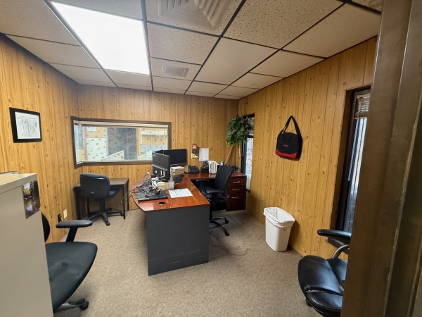 Listing Image #3 - Office for sale at 119 S Gilbert St, Danville IL 61832 Listing Image #3 - Office for sale at 119 S Gilbert St, Danville IL 61832
