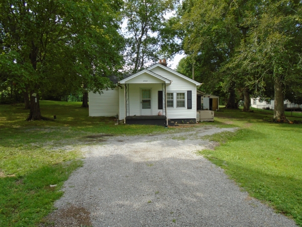 Listing Image #1 - Others for sale at 2503 Memorial Blvd, Springfield TN 37172