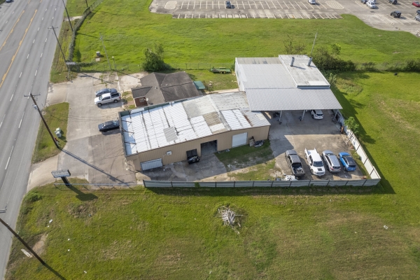 Listing Image #2 - Others for sale at 25241 Hwy 6, Alvin TX 77511