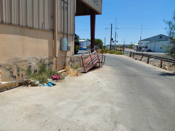 Listing Image #3 - Industrial for sale at 401 Chihuahua St, LAREDO TX 78040