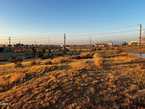 Listing Image #1 - Land for sale at 16678 Sequoia Street, Hesperia CA 92345