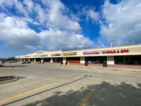 Listing Image #2 - Others for sale at 1901-1939 Hamilton Blvd, Sioux City IA 51104