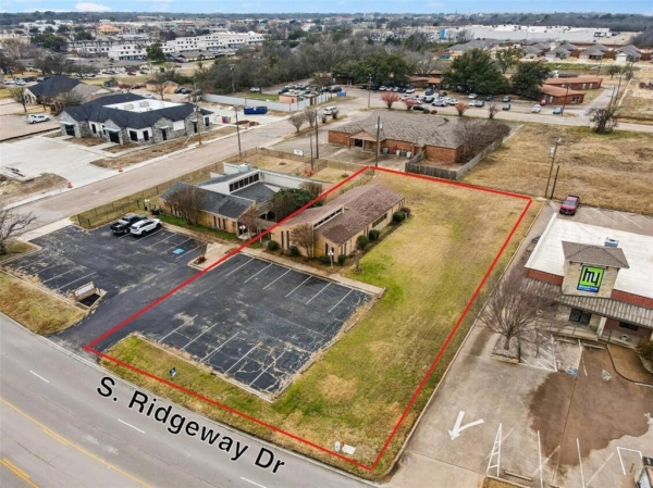 Listing Image #3 - Industrial for sale at 303 N Ridgeway Drive, Cleburne TX 76033