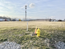 Listing Image #2 - Retail for sale at 16000 Lima Road, Huntertown IN 46748