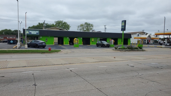Listing Image #1 - Others for sale at 14510 Pulaski Road, Midlothian IL 60445