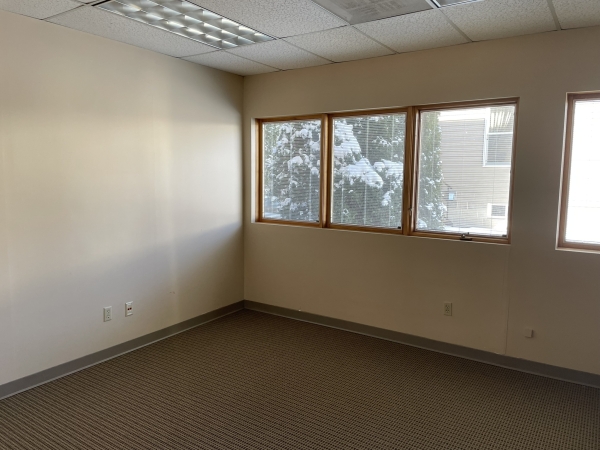 Listing Image #2 - Office for sale at 1735 Central Avenue, Colonie NY 12205