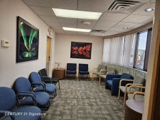 Listing Image #3 - Office for sale at 4705 Towne Center, Suite 304, Saginaw MI 48604