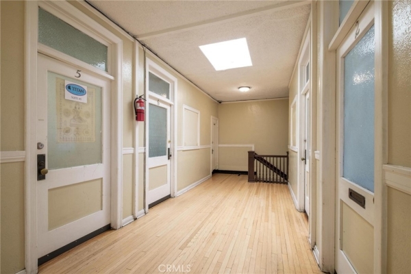 Listing Image #3 - Others for sale at 810 N Avalon Boulevard, WILMINGTON CA 90744