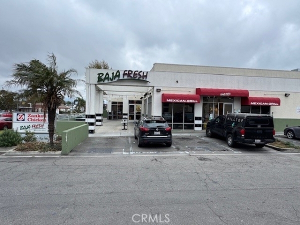 Listing Image #3 - Others for sale at 10760 Riverside Drive, HOLLYWOOD CA 91602