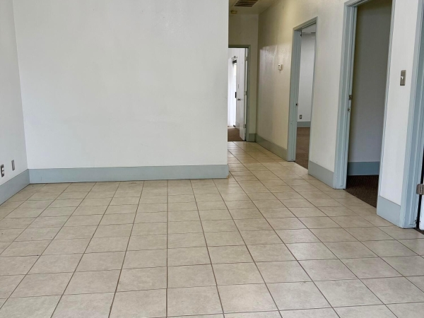 Listing Image #3 - Others for sale at 246 W Caldwell Avenue, Visalia CA 93277
