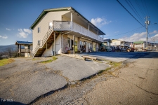 Listing Image #2 - Retail for sale at 3915 Unicoi Drive, Unicoi TN 37692