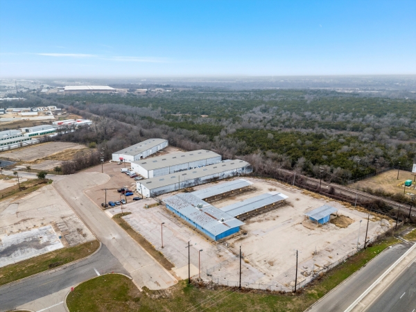 Listing Image #3 - Industrial for sale at 4004 Bell Dr, Temple TX 76502