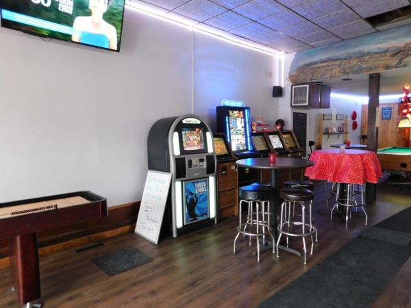 Listing Image #3 - Others for sale at 8 W Wisconsin Ave, Tomahawk WI 54487