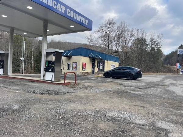 Listing Image #1 - Others for sale at 8249 Highway 119, Calvin KY 40813