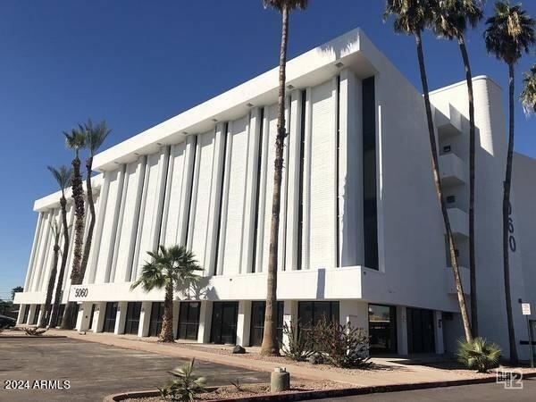 Listing Image #1 - Office for sale at 5060 N 19TH AVE, Phoenix AZ 85015